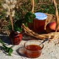 Confiture pêches et nectarines et menthe du[...]