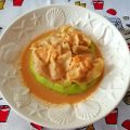 Ravioles de langoustines et crème de fèves