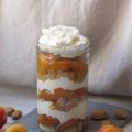 Abricots au mascarpone et aux cantuccini
