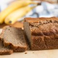 Cake à la banane mûres