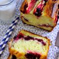 Cake aux pommes et aux fruits rouges