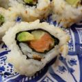 Sushis california maki au saumon, avocat,[...]