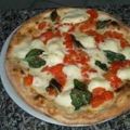 Pizza a la mozzarella, Recette Ptitchef