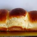 BRIOCHE SANS BEURRE AUX PETITS SUISSES