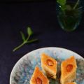 Namoura, gâteau libanais de semoule à la fleur[...]