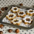 Biscuits fourrés à la pâte de noisettes