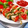 Brochettes de poulet mariné au citron et cumin
