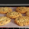 Cookies aux pépites de chocolat et raisins secs