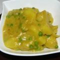 Pommes de terre et petits pois au lait de coco[...]