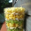 Une salade de fruit dans un vase, bel effet de[...]