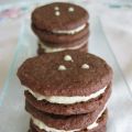 Biscuits au chocolat fourrés de Monica