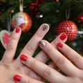 {J-3} : Christmas Nails