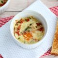 Oeufs cocotte au bacon et à la ciboulette, une[...]