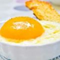 Oeufs cocotte à l'emmental de Savoie