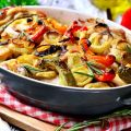 Cuisses de poulet et légumes rôtis au four