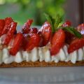 Sablés aux fraises, éclats de noisettes et[...]