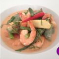 Crevettes au curry rouge, légumes asiatiques et[...]