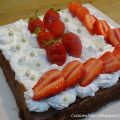 Fondant au chocolat , chantilly et fraises[...]