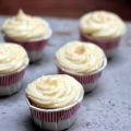 Cupcakes à la bergamote glaçage cream cheese au[...]