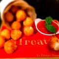 Beignets de mozzarella accompagnés de leur[...]