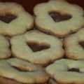 Sablés fourrés au chocolat au lait, biscuits[...]