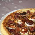 TARTE FINE À LA FIGUE, CHÈVRE ET MIEL