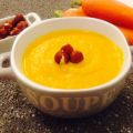 Velouté de carottes à la noisette