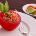 Amuse-bouche tomate-fromage et saumon à l'aneth