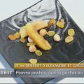 Pommes pochées au rhum, raisin gonflé au rhum,[...]
