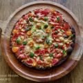 Pizza aux tomates fraîches +