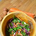 Salade crue de chou rouge, kale, carotte, pomme[...]