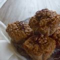 Muffins fondants aux noix, coing et cardamome