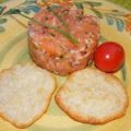 Tartare de saumon, tuiles au parmesan, Recette[...]
