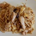 Wok de poulet au nouilles chinoises