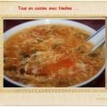 Soupe chinoise aux oeufs et aux tomates,[...]