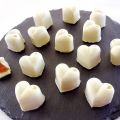 Chocolats blancs fourrés à la gelée de cidre