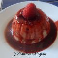 Panna cotta vanille au coulis de framboises[...]