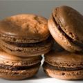 Macarons au chocolat noir et garam masala,[...]
