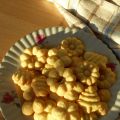 Biscuits danois au beurre, à la presse à[...]
