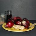 Confit d’oignons rouges aux épices et vin rouge