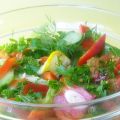 Salade de concombre, tomates et poivrons