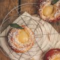 Brioche crème d'amande et poires pochées