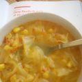 Soupe au chou, maïs et pois jaunes cassés