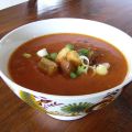 Soupe aux tomates et aux herbes salées