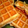 Gaufres feuilletées fourrées à la crème d'amande