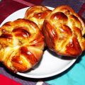 Fleurs de brioches  aux noisettes