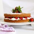 Gâteau à l'épeautre, aux fraises & au citron