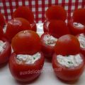 Tomates cocktail au fromage de chèvre frais et[...]