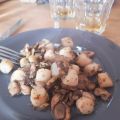 Noix de pétoncles et champignons persillés