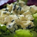 Salade verte au fromage bleu, à la poire et[...]